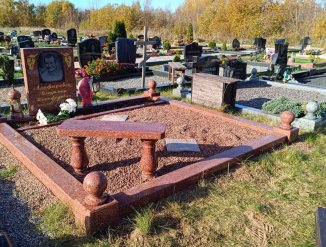 Благоустройство могил в Маарду (кладбище Маарду / Maardu kalmistu)