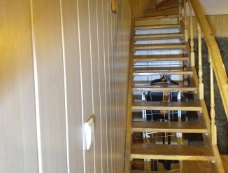 Вход на второй этаж