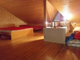 Второй этаж Комната на 3-4 Человека