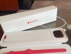 Apple Watch series 8 45 mm на гарантии