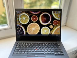 Ноутбук Lenovo