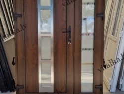 Входные пластиковые двери