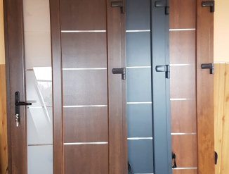 Входные пластиковые двери