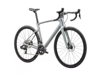 2024 Specialized Roubaix SL8 Expert Road Bike | DreamBikeShop