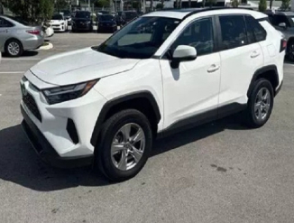 Toyota RAV4 2022 xle Full Options