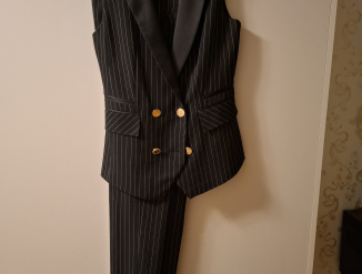 Брючный костюм